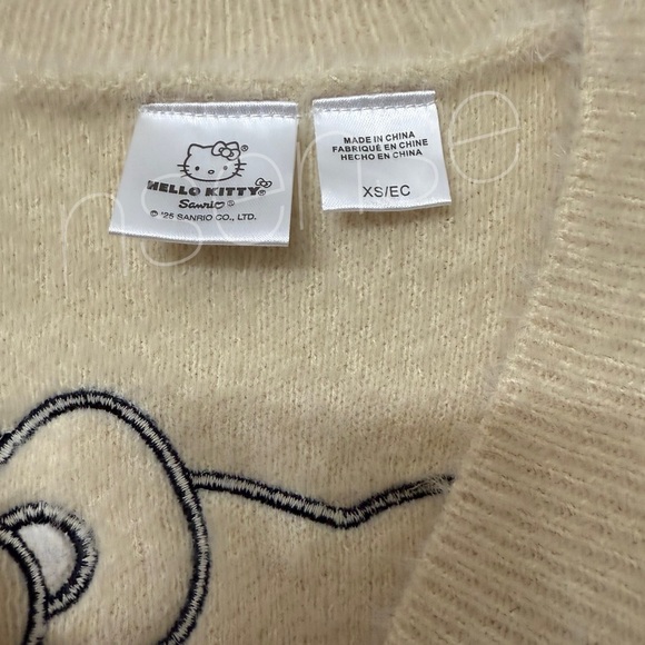 Hello Kitty Cream Knit Sweater - Picture 5 of 7